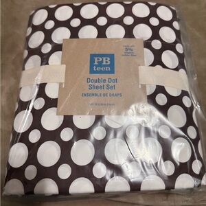 Pottery Barn Kids Double Dot Sheet Set - Brown and White